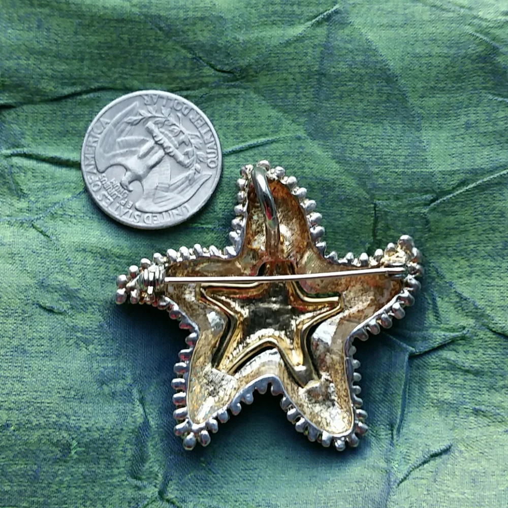 Vintage goldtone starfish pin and pendant